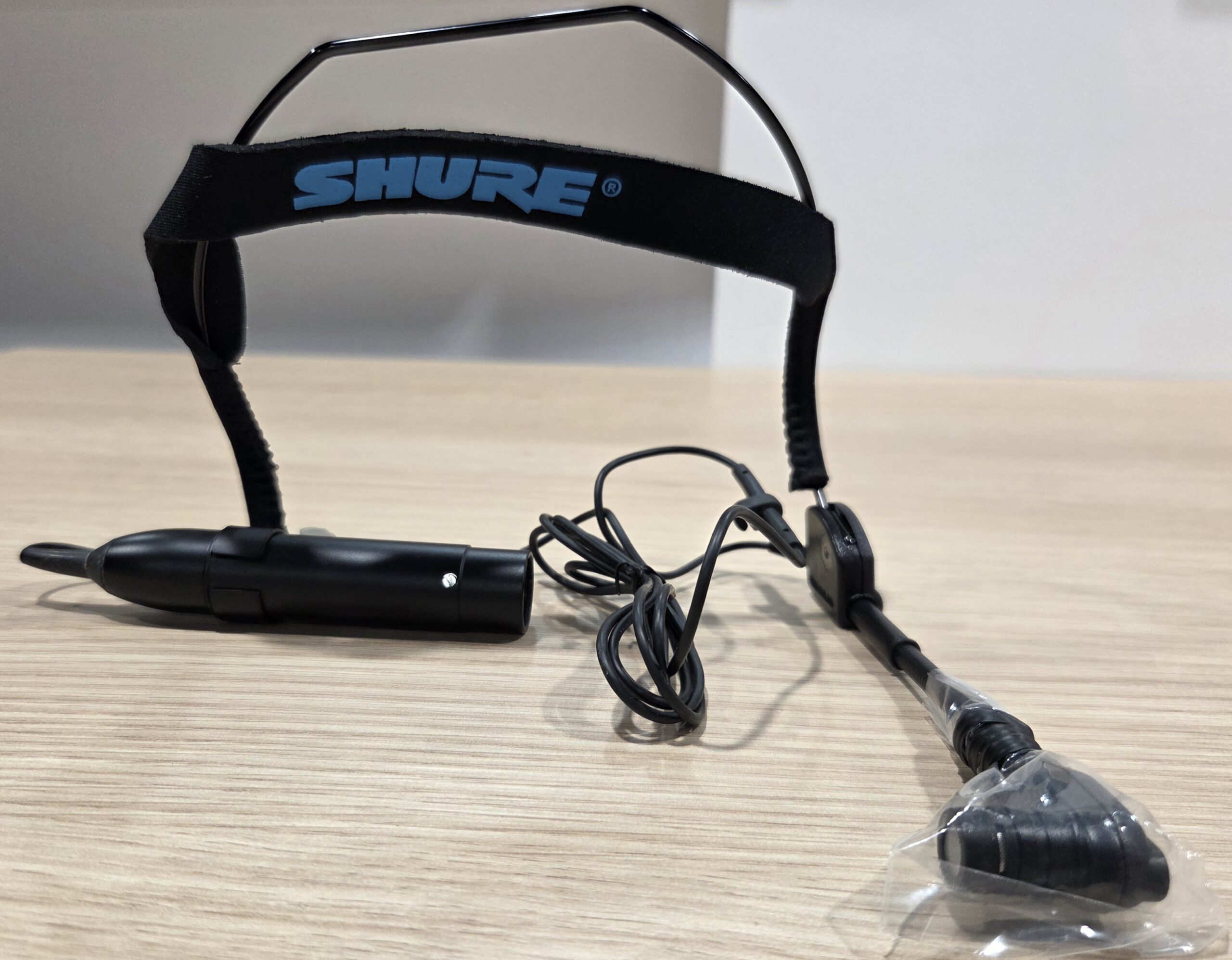 SHURE WH30XLR